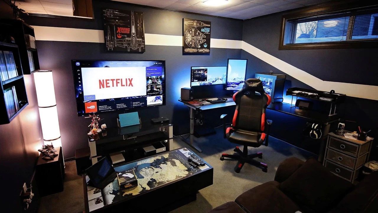 IG奪冠夜，電競(jìng)主題電腦房酷炫燈光效果全解析